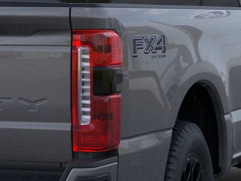 New 2026 Ford F350 XLT image 21