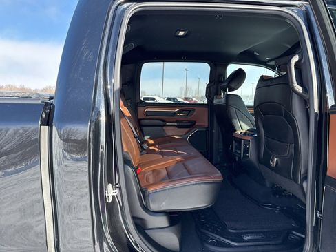 Used 2019 RAM 1500 Limited image 11