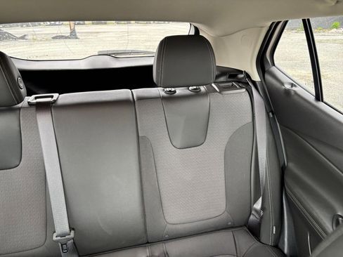 Used 2025 Buick Encore GX Preferred FWD image 33