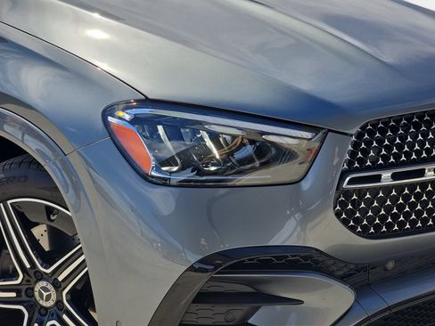 Used 2025 Mercedes-Benz GLE 450e 4MATIC image 35