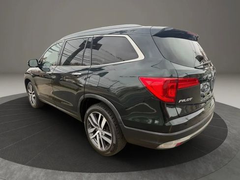 Used 2016 Honda Pilot Touring image 7