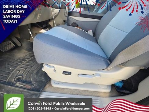 Used 2014 GMC Sierra 2500 SLE w/ SLE Preferred Package AWD/4WD image 16
