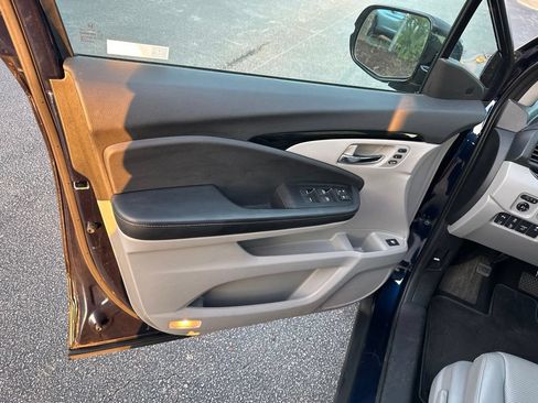 Used 2019 Honda Ridgeline RTL-E image 19