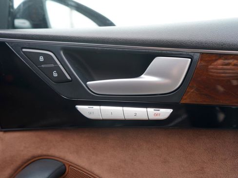 Used 2016 Audi A8 L 4.0T w/ Driver Assistance Package image 66