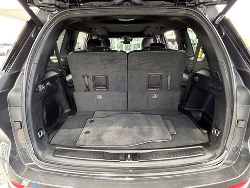 Used 2025 Jeep Grand Cherokee L Limited w/ Luxury Tech Group II image 54