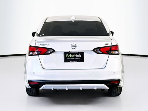 Used 2025 Nissan Versa SR w/ Trunk Package image 7