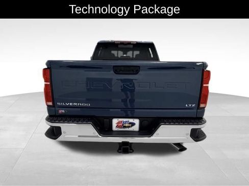 Certified 2025 Chevrolet Silverado 2500 LTZ w/ LTZ Premium Package AWD/4WD image 5