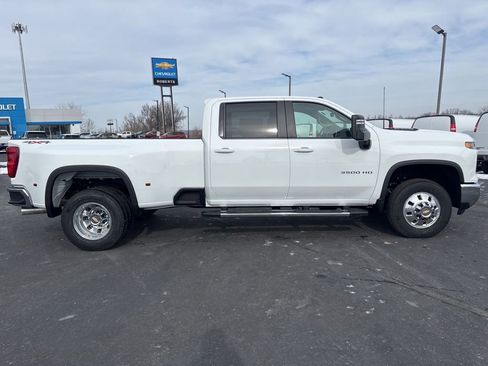 New 2026 Chevrolet Silverado 3500 LT w/ All Star Edition AWD/4WD image 2