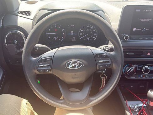 Used 2023 Hyundai Kona SE w/ Cargo Package AWD/4WD image 3