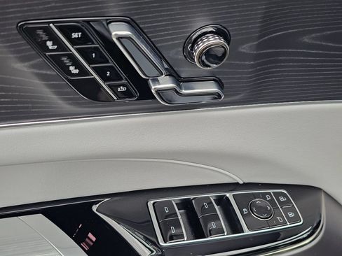 New 2026 Cadillac Lyriq Sport w/ LPO, Floor Liner Package AWD/4WD image 22