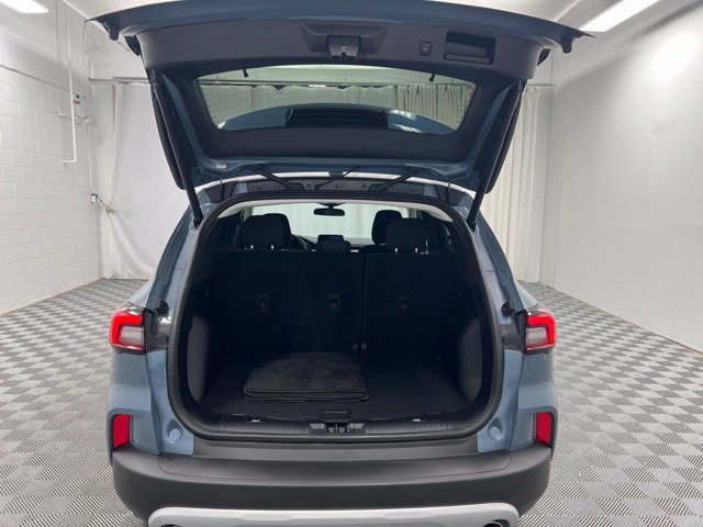 Used 2023 Ford Escape Active AWD/4WD image 8