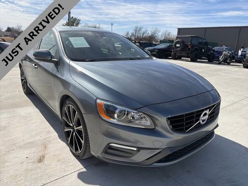 Used 2018 Volvo S60 T5 Dynamic w/ Vision Package image 3