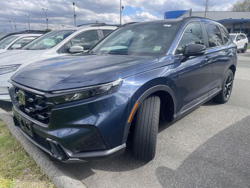 Used 2023 Honda CR-V Sport image 3
