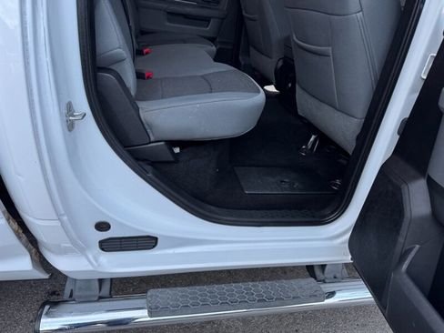 Used 2014 RAM 1500 Big Horn image 34