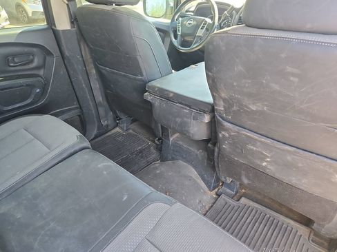 Used 2021 Nissan Titan S w/ S Utility Package RWD image 11