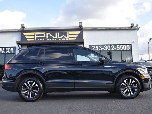 Used 2022 Volkswagen Tiguan S image 12