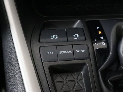 Used 2023 Toyota RAV4 XLE w/ Convenience Package image 43