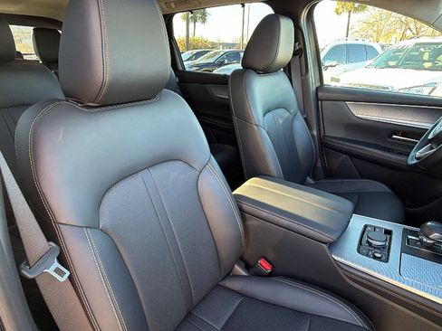 Certified 2025 MAZDA CX-90 3.3 Turbo w/ Preferred Package image 41