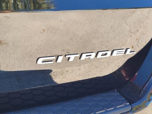 Certified 2023 Dodge Durango Citadel image 12