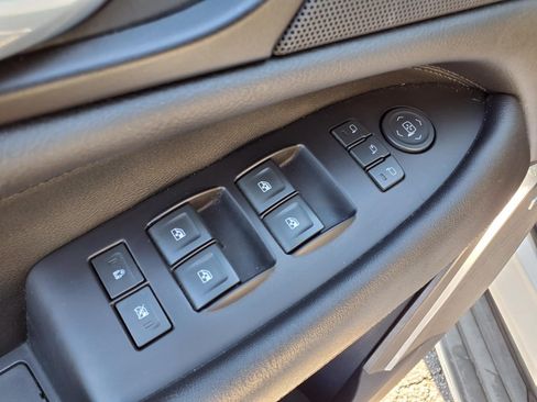 Used 2020 Cadillac Escalade Luxury RWD image 15