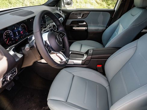 New 2026 Mercedes-Benz GLB 250 image 19