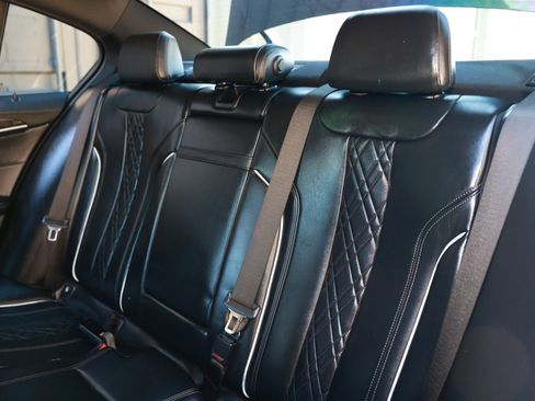 Used 2017 BMW 540i xDrive image 11