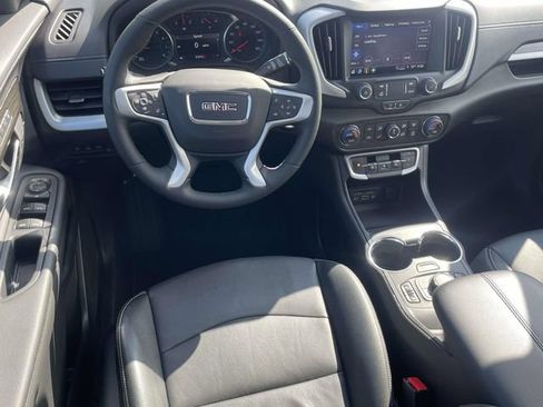 Used 2023 GMC Terrain SLT w/ Tech Package AWD/4WD image 13
