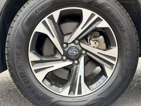 Certified 2024 Subaru Crosstrek 2.0i Premium AWD/4WD image 14