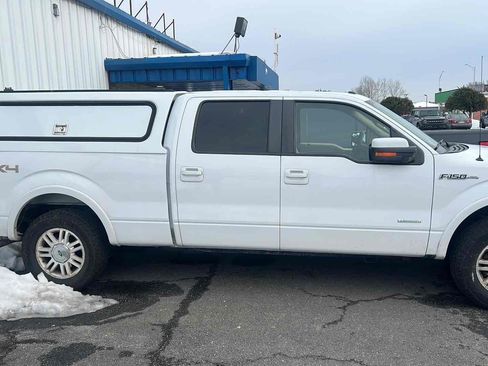 Used 2014 Ford F150 Lariat w/ Equipment Group 501A Mid image 4
