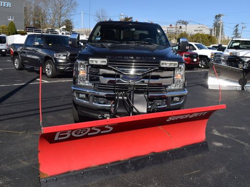 Certified 2019 Ford F250 Lariat w/ Chrome Package image 2