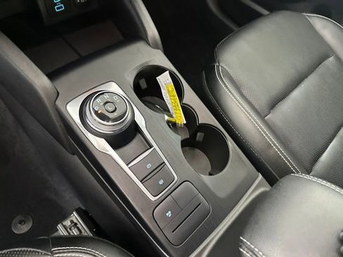 Used 2022 Ford Escape SEL w/ Class II Trailer Tow Package image 20