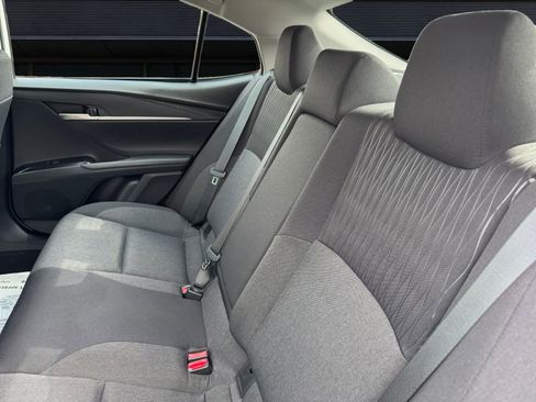 Used 2025 Toyota Camry LE image 13