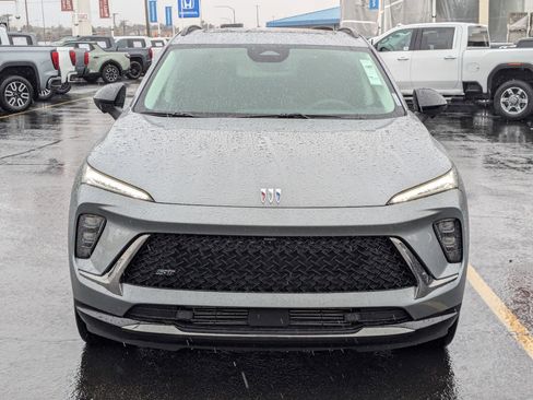 New 2025 Buick Envision Sport Touring image 10