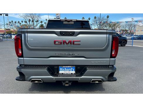 Used 2024 GMC Sierra 1500 Denali AWD/4WD image 5