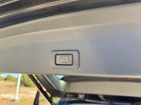 Used 2019 Subaru Ascent Premium w/ Popular Package #3 image 27