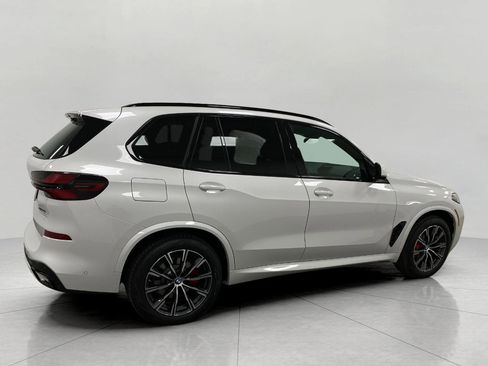 New 2026 BMW X5 xDrive40i image 2