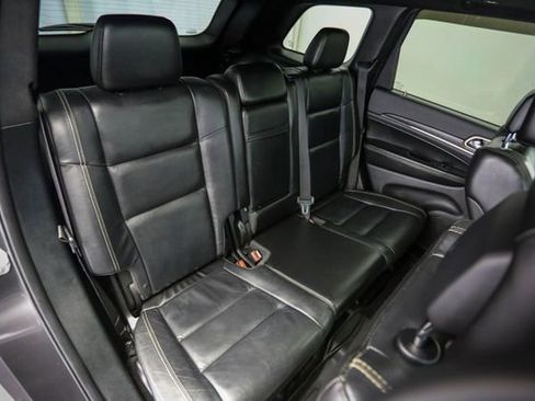 Used 2017 Jeep Grand Cherokee Limited AWD/4WD image 27