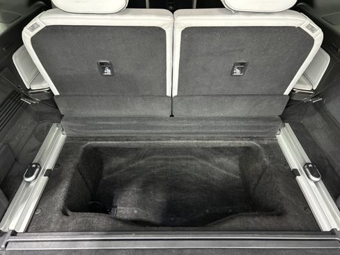 Used 2023 Rivian R1S Launch Edition image 26