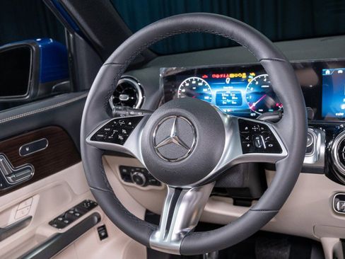 New 2026 Mercedes-Benz GLB 250 image 15