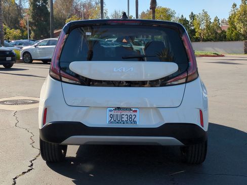Used 2025 Kia Soul EX image 6