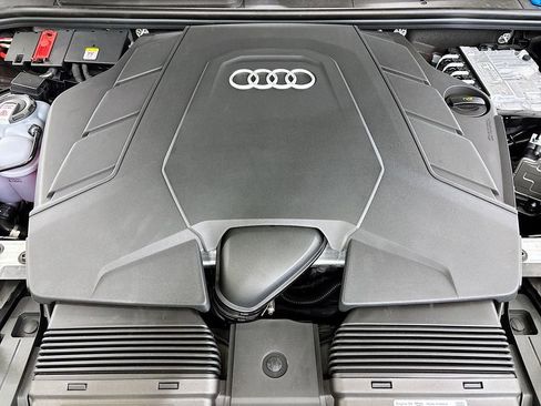 New 2025 Audi Q7 3.0T Premium Plus AWD/4WD image 23