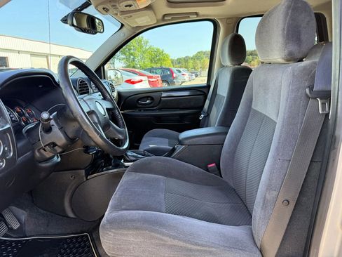 Used 2008 GMC Envoy SLE w/ Sun And Sound Package AWD/4WD image 2