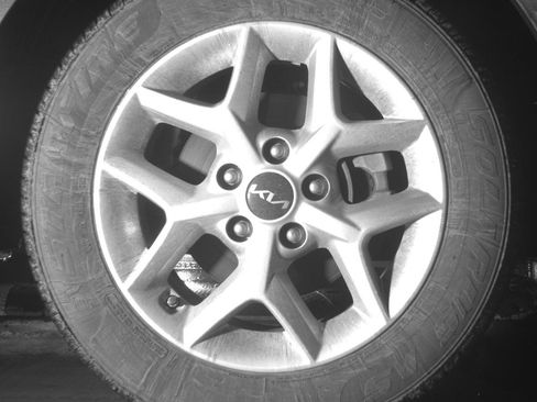 Used 2025 Kia Soul LX w/ LX Technology Package FWD image 18