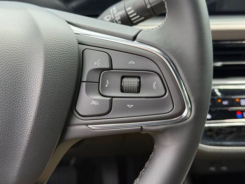 New 2026 Buick Envista Avenir FWD image 25
