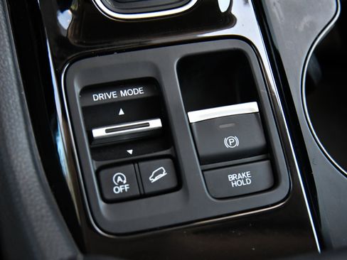 Used 2024 Honda Pilot EX-L image 30