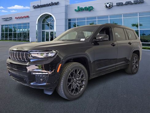New 2025 Jeep Grand Cherokee L Summit w/ Obsidian Package AWD/4WD image 4