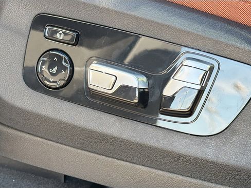 New 2026 BMW X5 xDrive40i w/ M Sport Package image 25