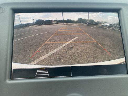 Used 2024 Chevrolet Equinox LT image 25