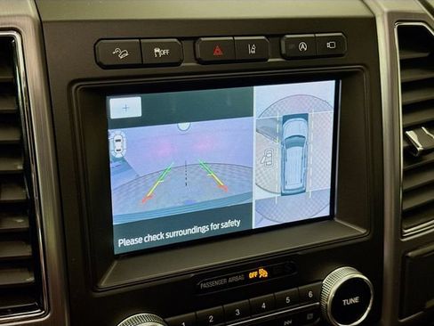 Used 2020 Ford Expedition Platinum AWD/4WD image 14