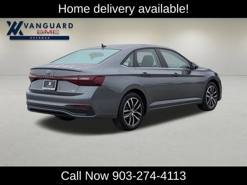 Used 2026 Volkswagen Jetta SE FWD image 8